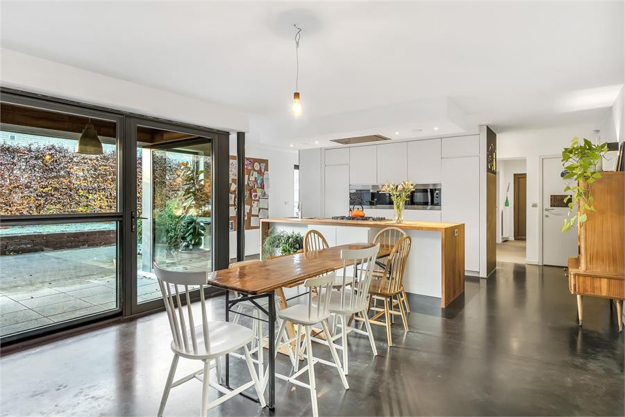 Familiewoning met 3 slaapkamers en grote tuin