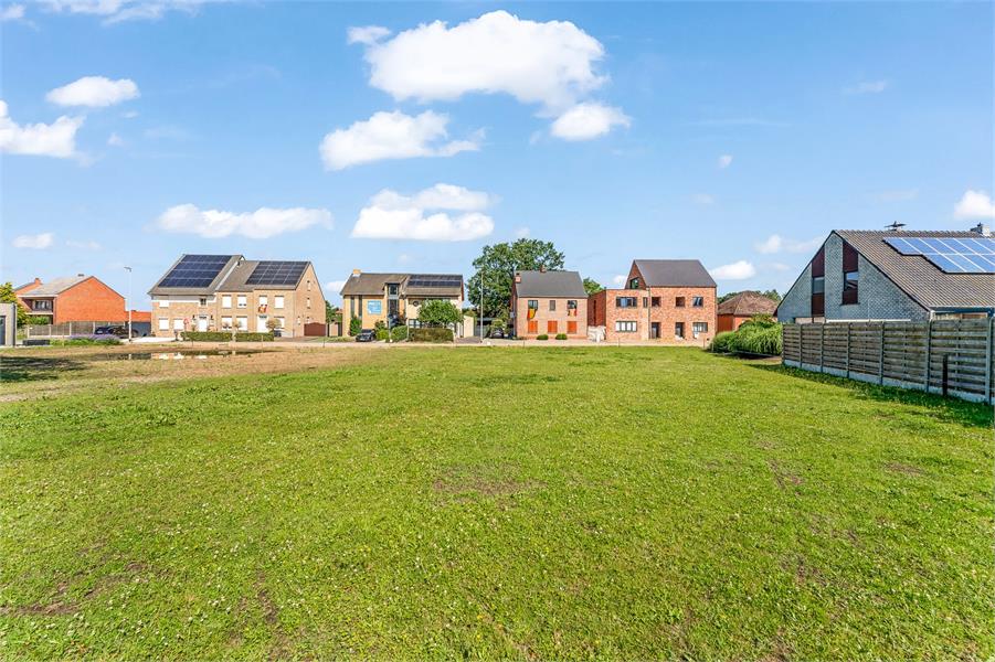 Projectgrond voor 4 HOB met vergunde plannen