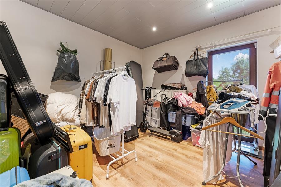 Opbrengsteigendom – 3 appartementen + 3 garages