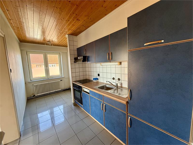 Opbrengsteigendom – 3 appartementen + 3 garages