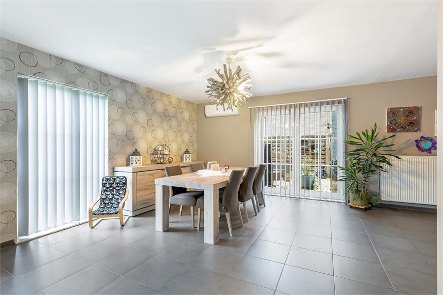 Gerenoveerde woning te koop in Laakdal
