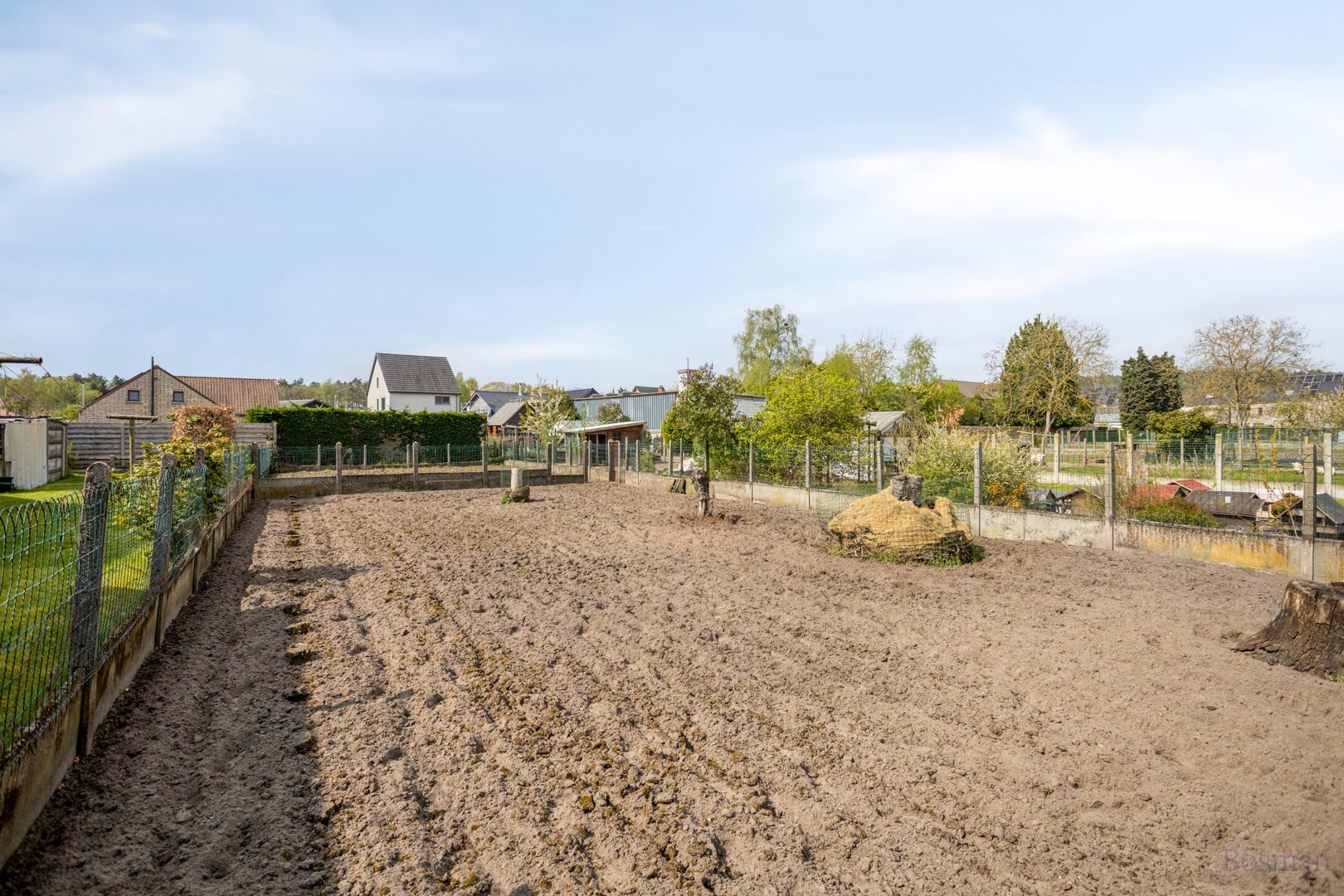Halfopen woning te koop in centrum Averbode
