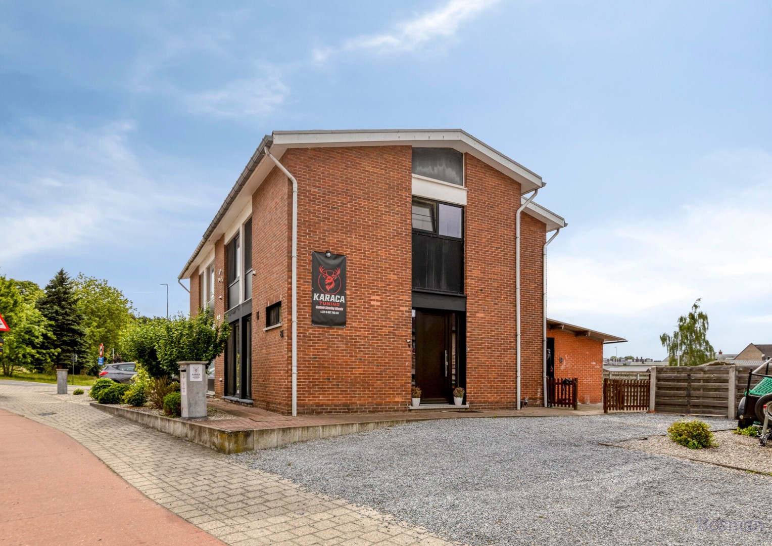 Halfopen bebouwing te koop in centrum Tessenderlo
