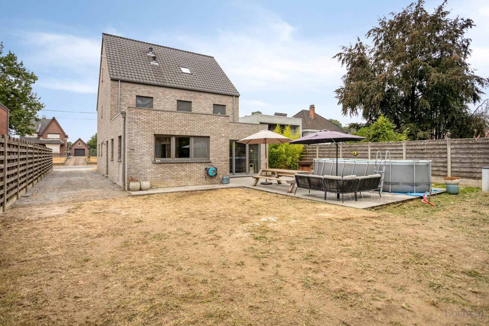 Gezinswoning met loods te koop in Heppen, Leopoldsburg