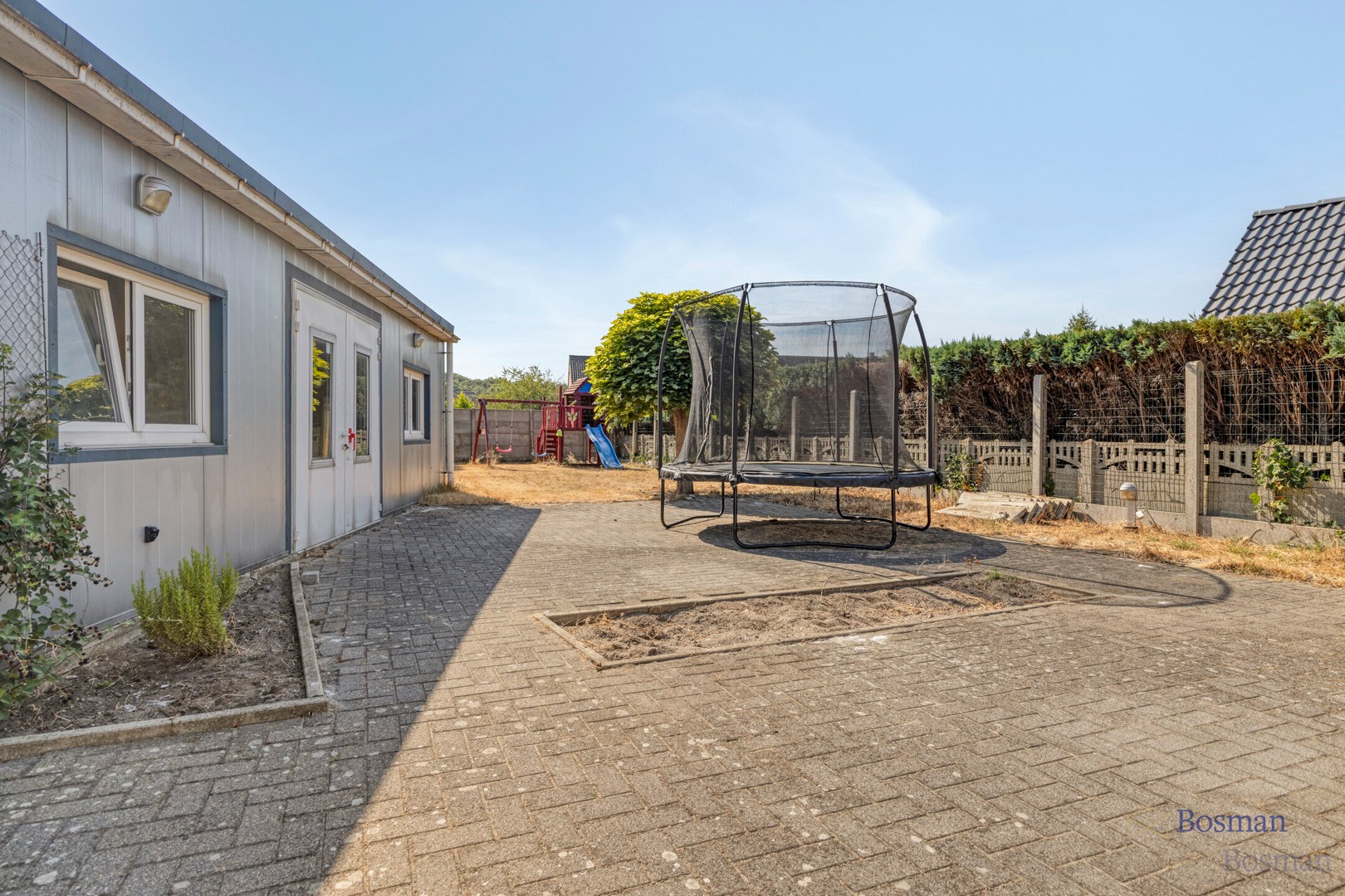 Handelspand met woonst (315m²) te koop in Ham