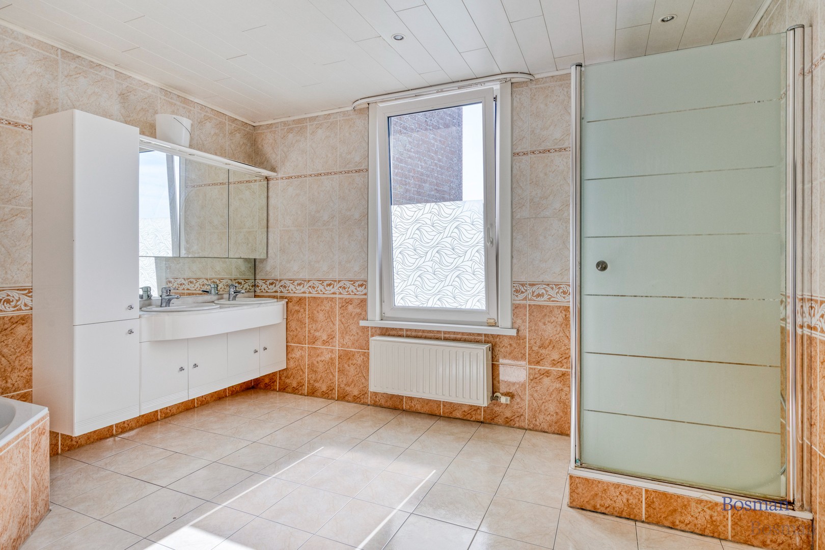 Handelspand met woonst (315m²) te koop in Ham