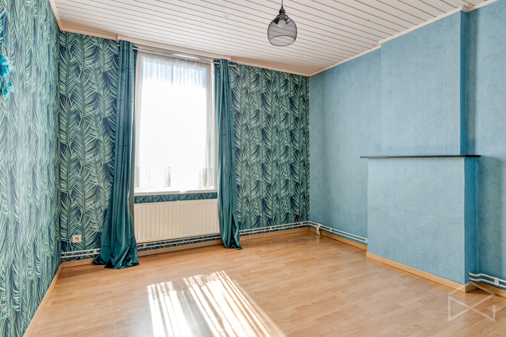 Ruime woning met mogelijkheid voor handel en/of vrij beroep te koop in Ham