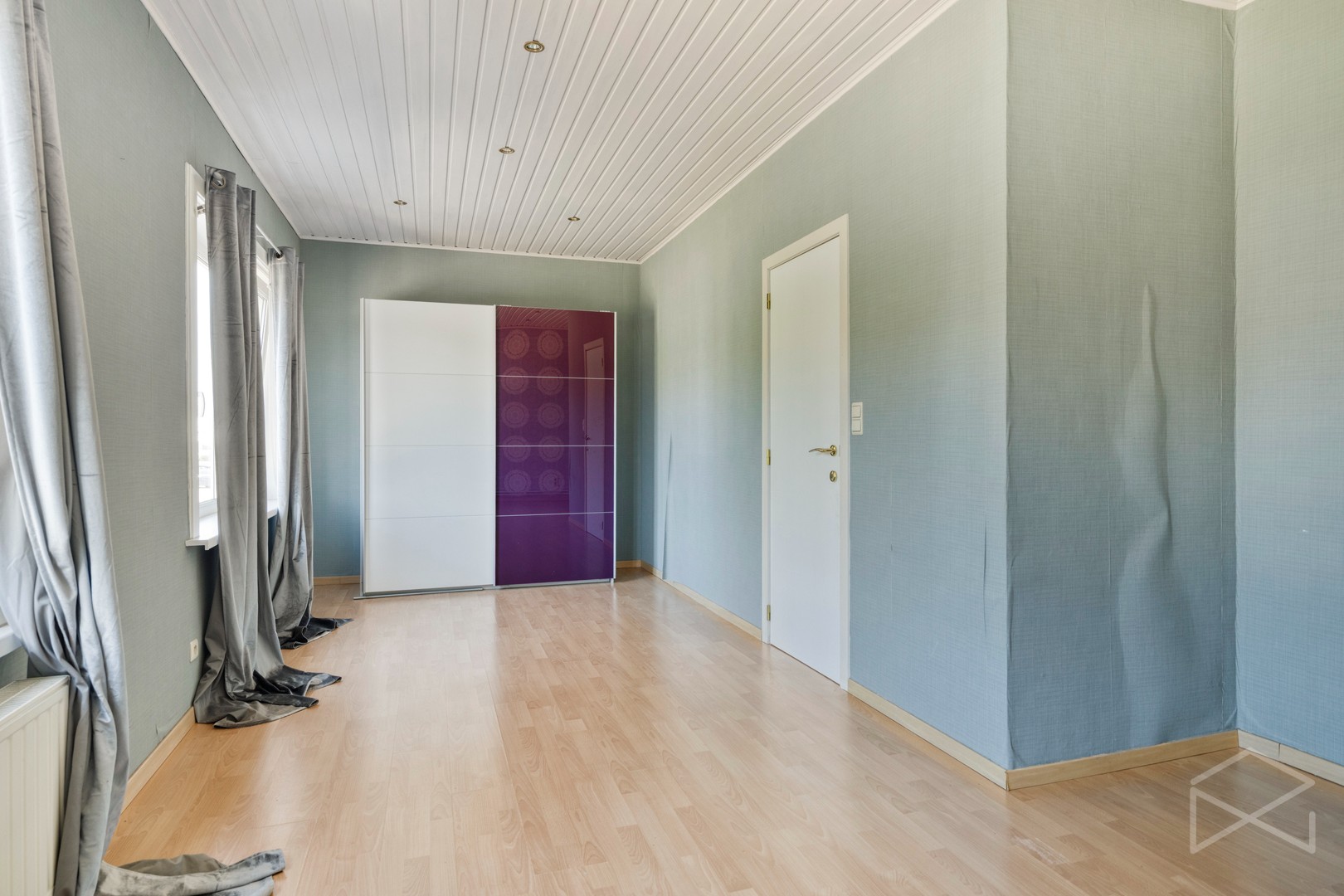Ruime woning met mogelijkheid voor handel en/of vrij beroep te koop in Ham