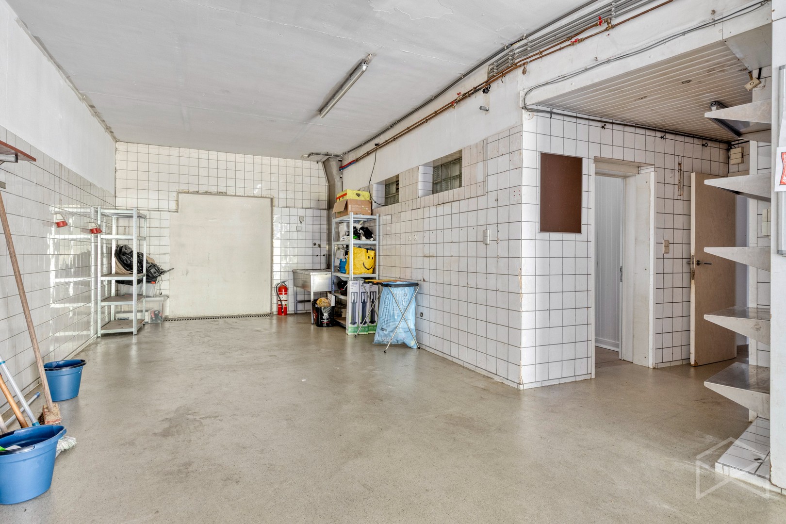 Ruime woning met mogelijkheid voor handel en/of vrij beroep te koop in Ham