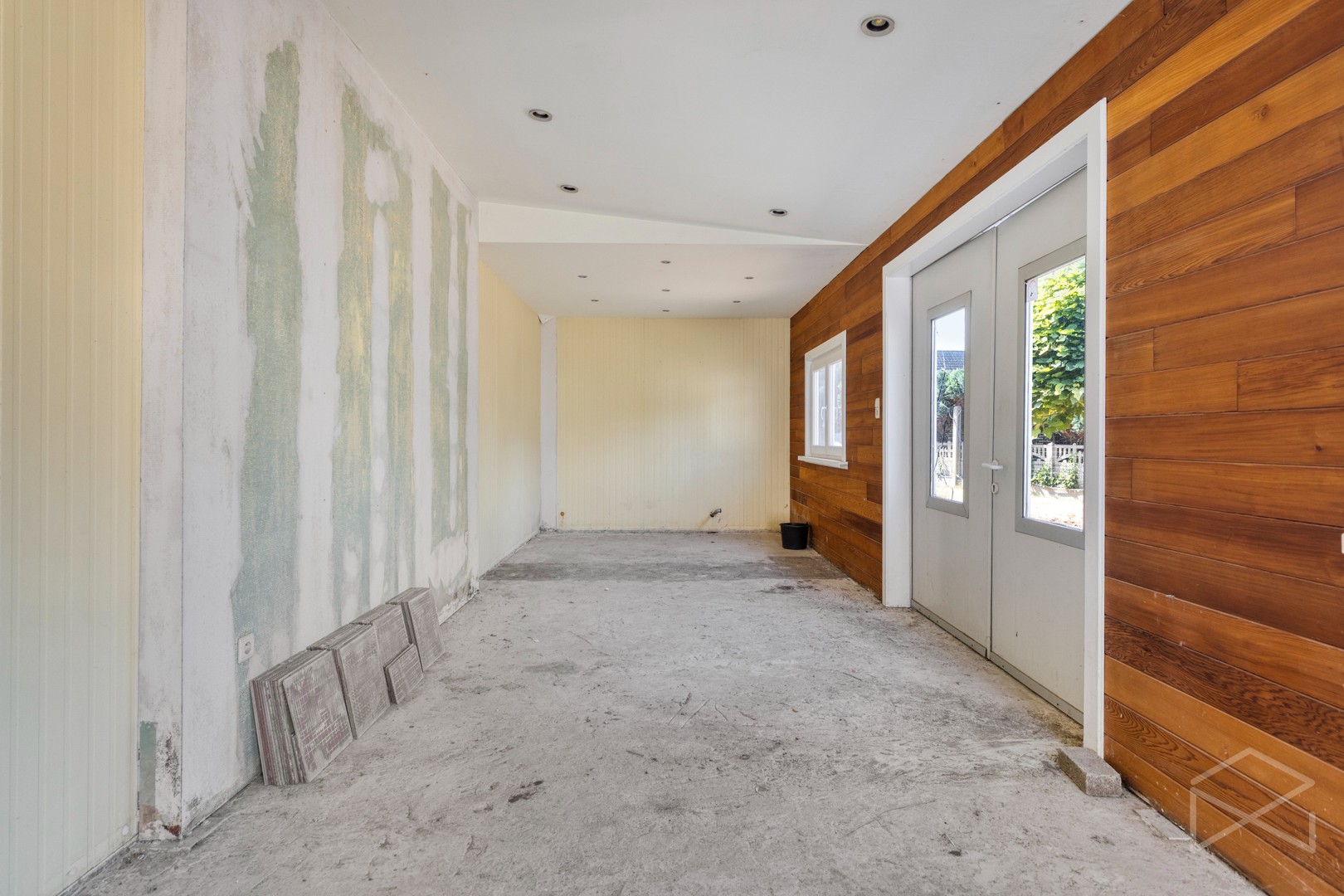 Ruime woning met mogelijkheid voor handel en/of vrij beroep te koop in Ham
